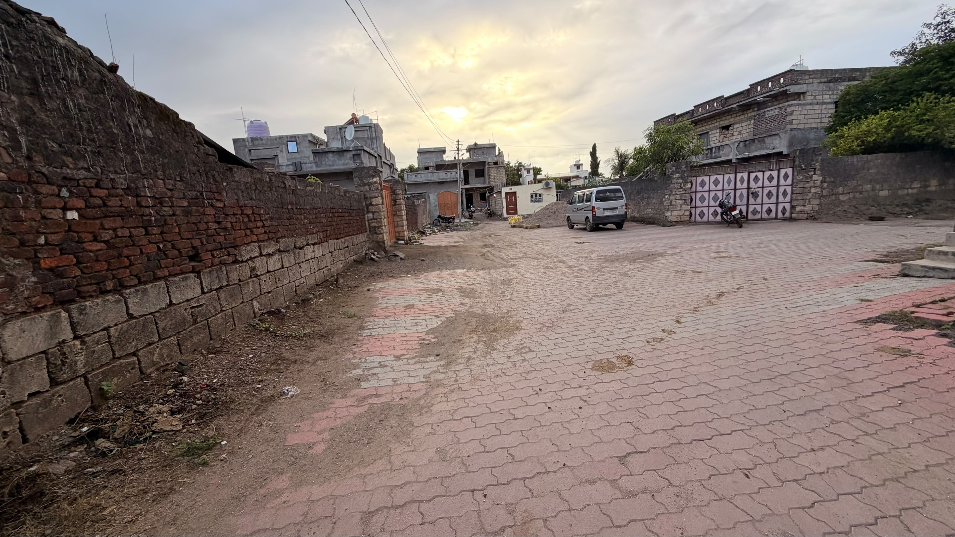 ૧૦૦% એલઇડી સ્ટ્રીટ લાઇટોનું સતત મેન્ટેનન્સ